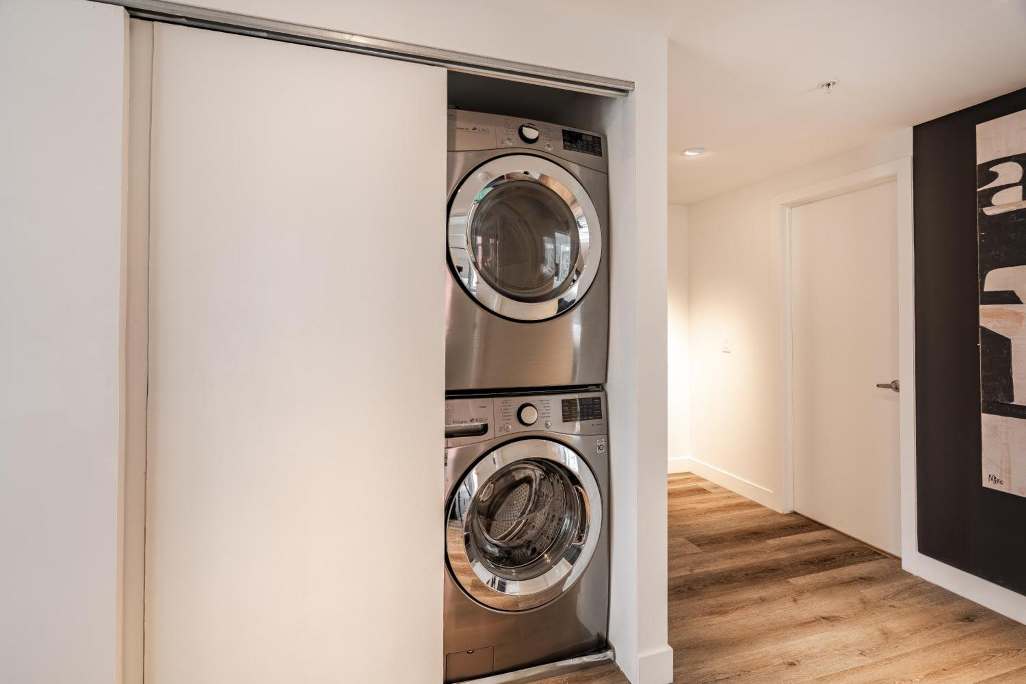 אוטווה Westview Luxury Suites מראה חיצוני תמונה