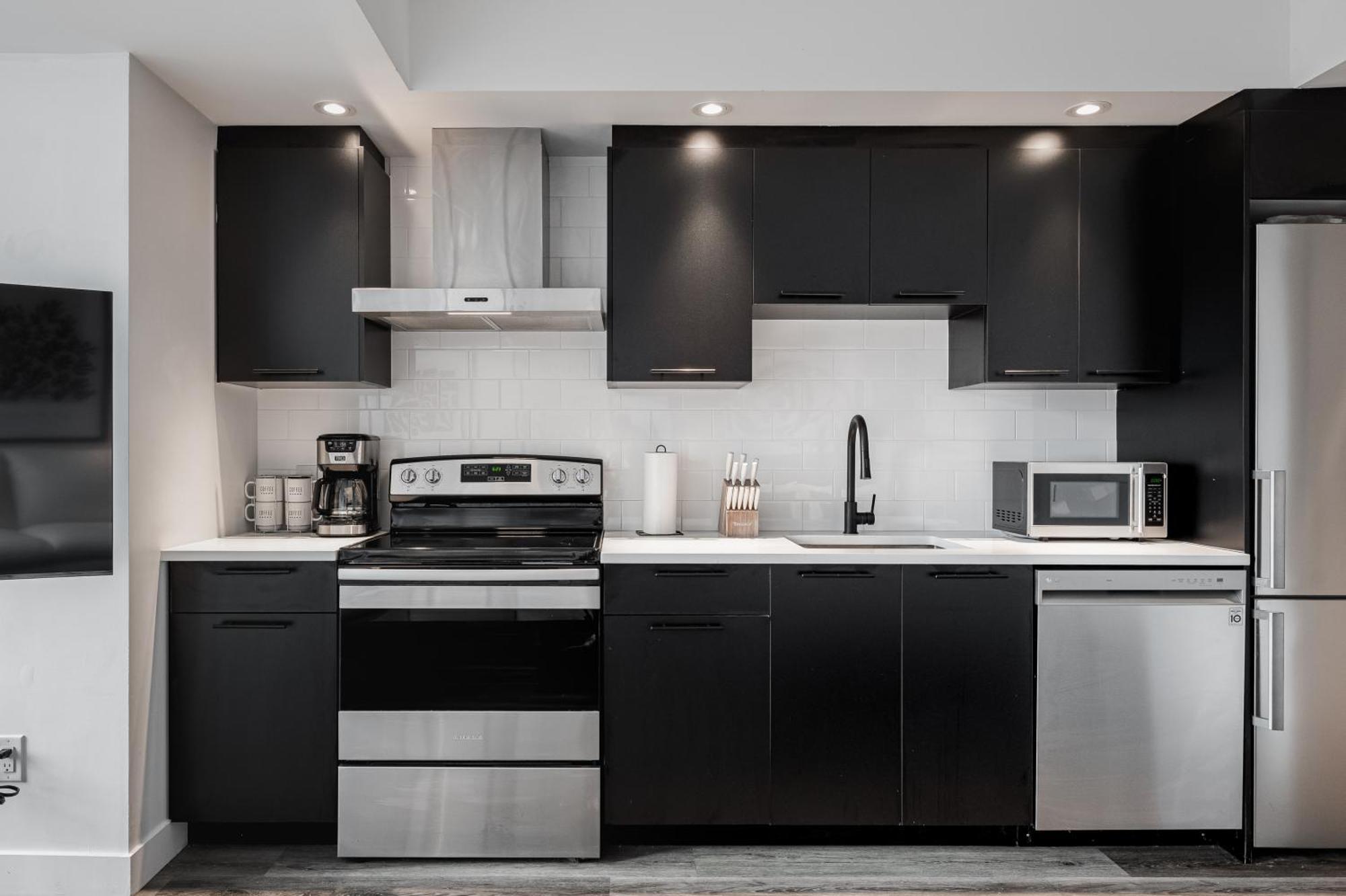 אוטווה Westview Luxury Suites מראה חיצוני תמונה