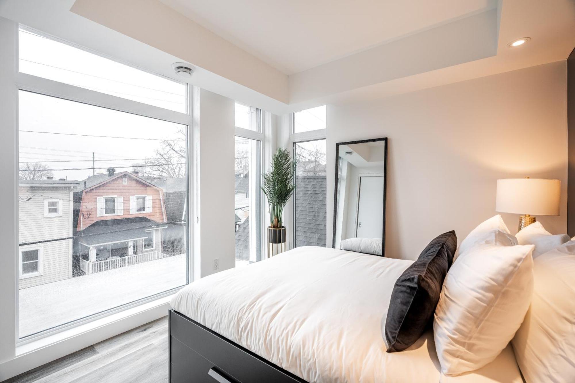 אוטווה Westview Luxury Suites מראה חיצוני תמונה
